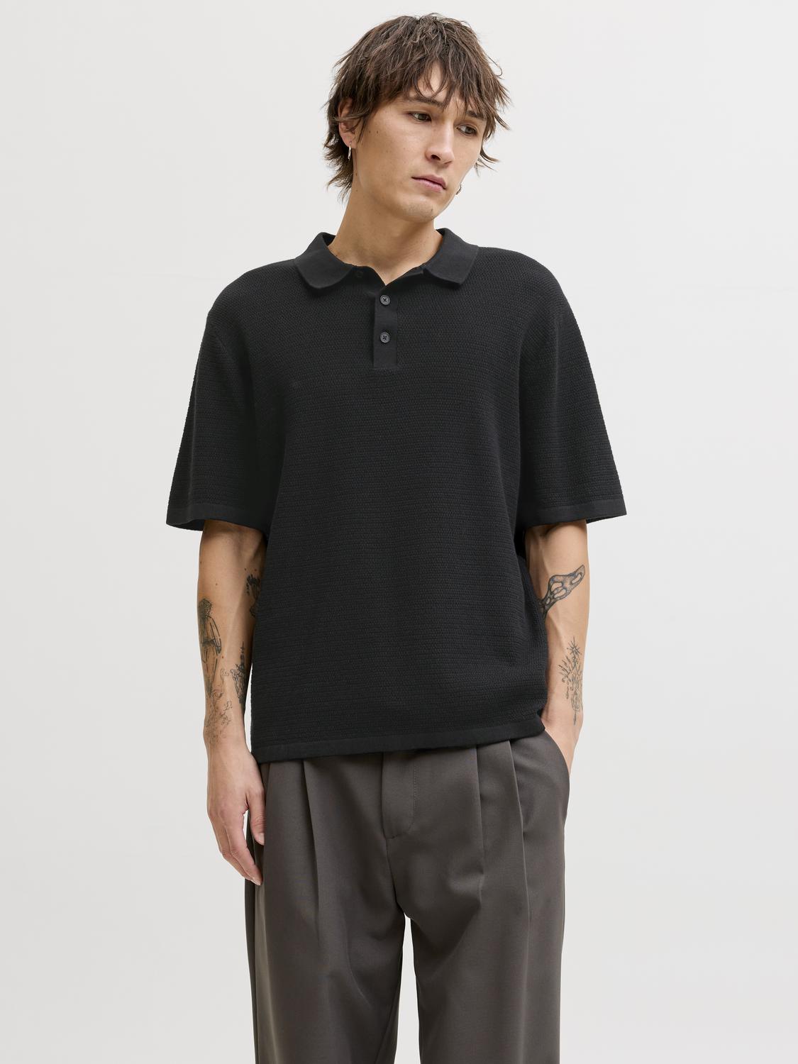 model_shot-front